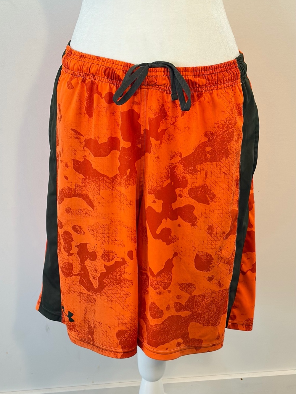 Under Armour Men's Orange Camo Athletic Shorts with Black Side Panel - Picture 2 of 4